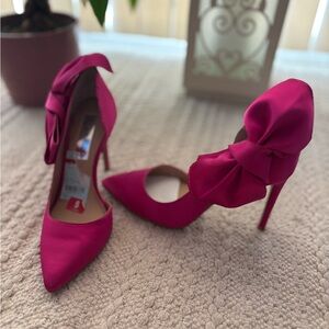 Elegant Pink High Heels with Bow